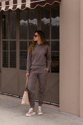 Conjunto Ava Chocolate- Jogger+ Hoddie