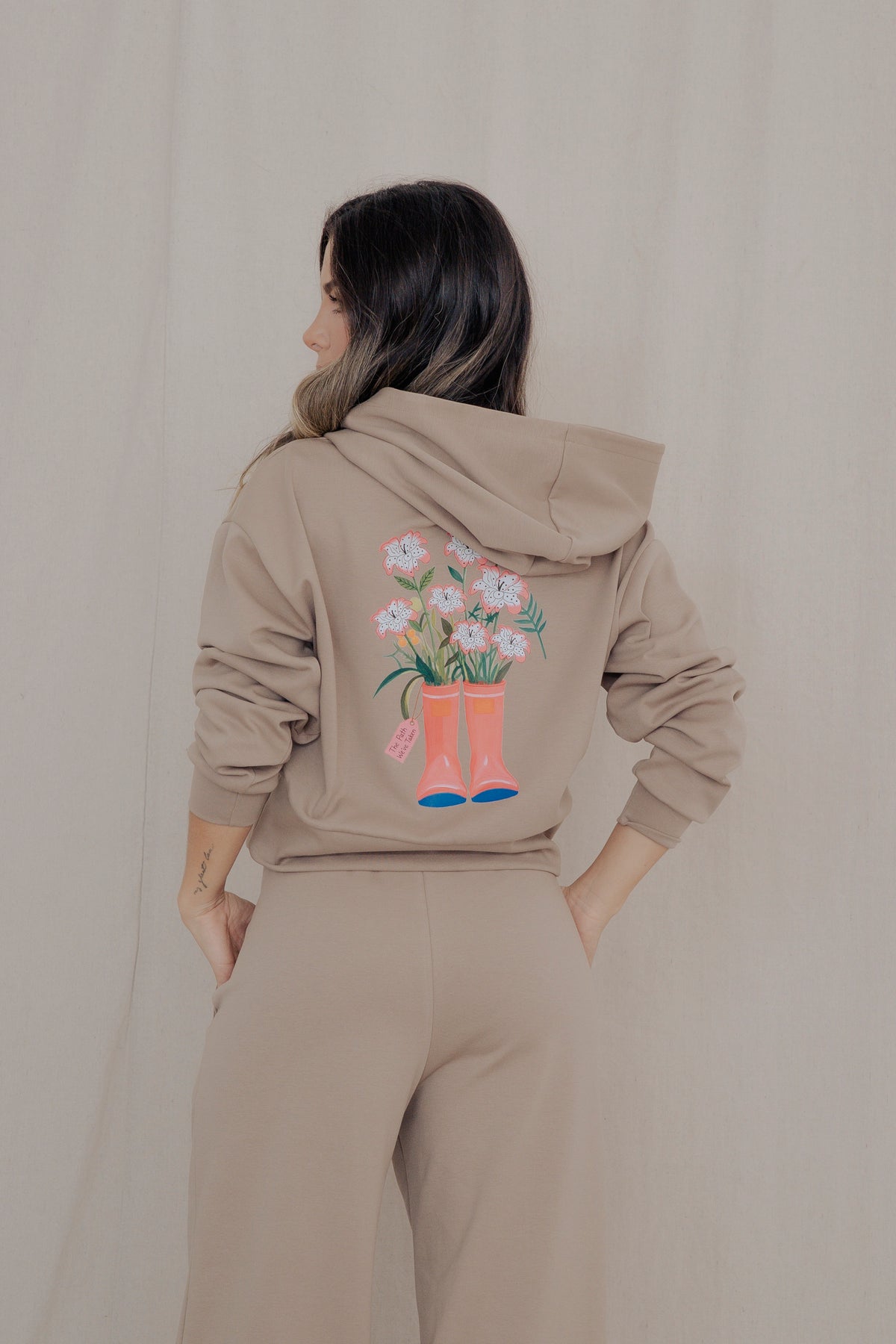 Conjunto Renacer Beige - Jogger + zipper hoddie