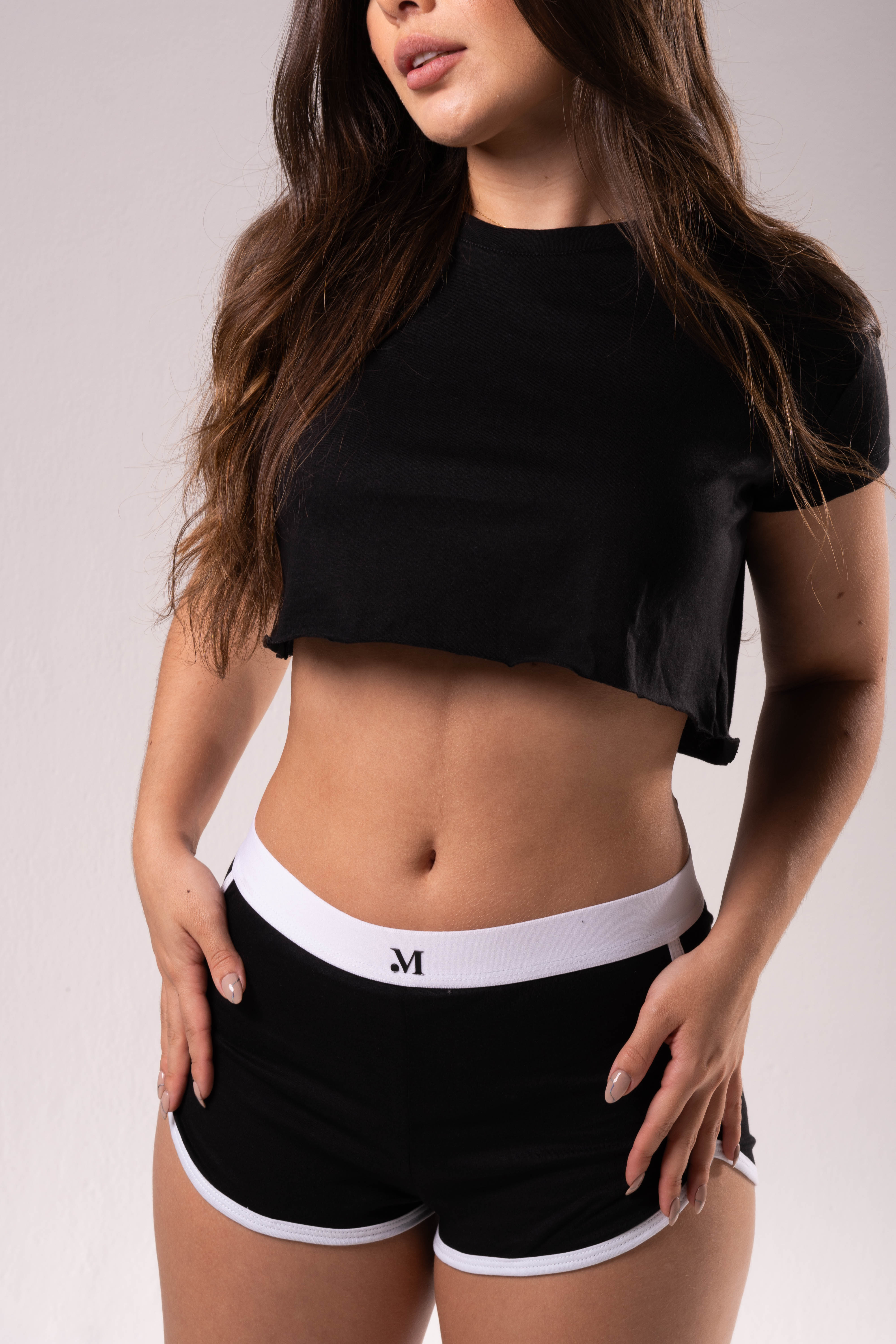 Una prenda fresca, liviana y envolvente. Ideal para quienes aman descansar con estilo práctico y sofisticado.